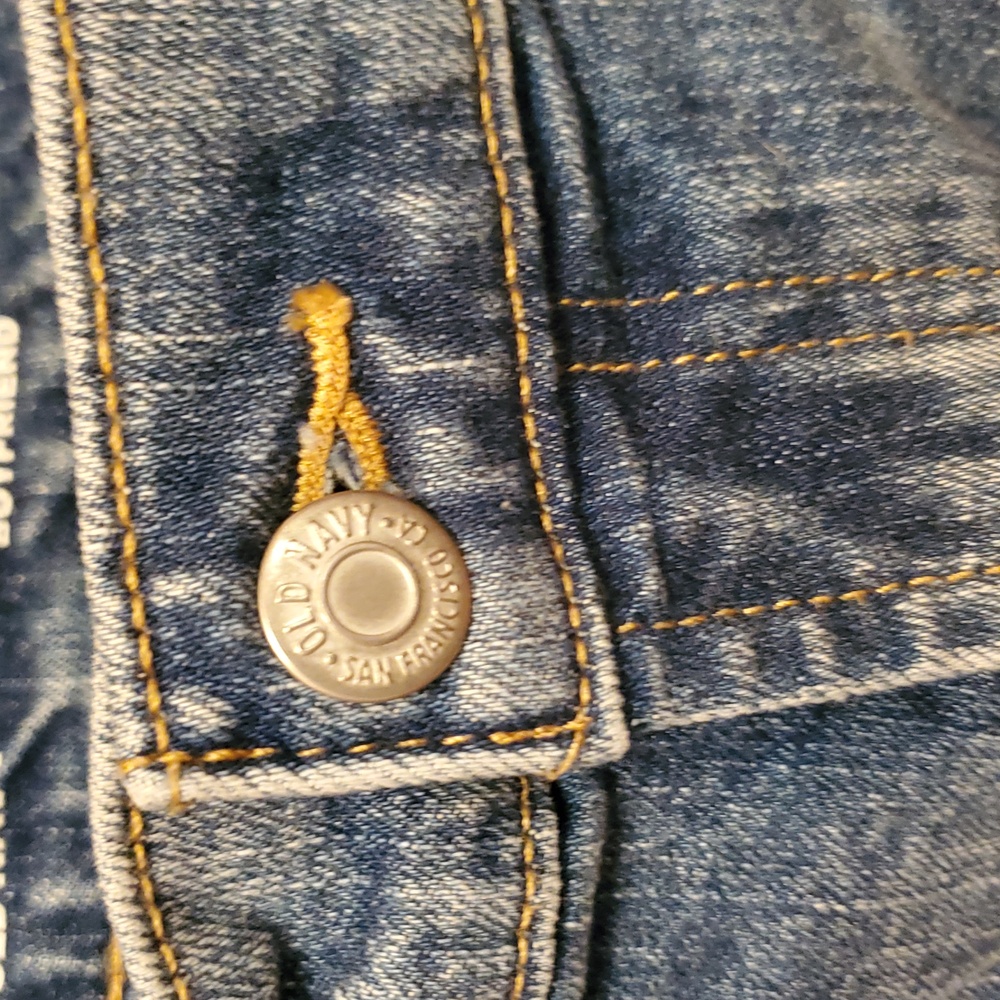 ❤️ 3 For $18 OLD NAVY Classic Blue Distressed Jeans Size 8 - Picture 2 of 12